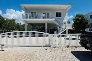 184 Ocean Shores Dr, Key Largo, FL 33037 - Photo 1