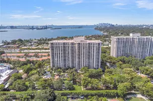 1000 Quayside Terrace, Miami, FL 33138 - Photo 1