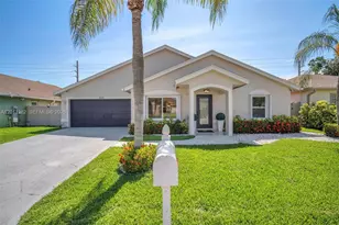 252 Malibu Cir, Greenacres, FL 33413 - Photo 1