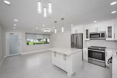 102 E Upminster  E #102, Deerfield Beach, FL 33442 - Photo 1