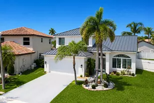 18083 SW 13th St, Pembroke Pines, FL 33029 - Photo 1