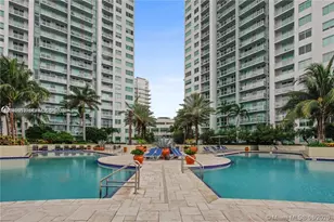 253 NE 2nd St, Miami, FL 33132 - Photo 1