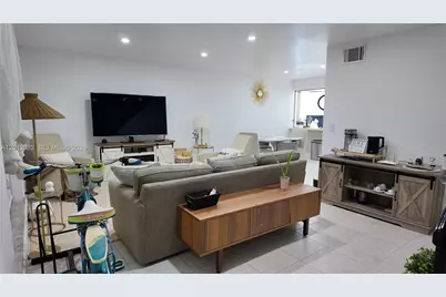 1845 NW 4th Ave #17, Boca Raton, FL 33432 - Photo 1