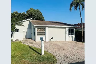 3452 SW 113th Ct #3452, Miami, FL 33165 - Photo 1