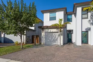25378 SW 108th Ave, Homestead, FL 33032 - Photo 1
