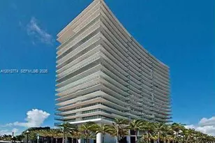 800 South Pointe Dr, Miami Beach, FL 33139 - Photo 1