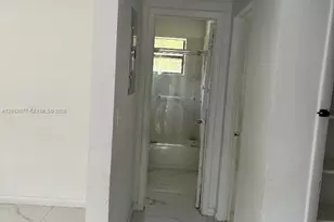 1371 NE 150th St, Miami, FL 33161 - Photo 1