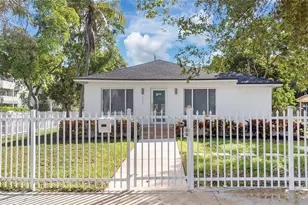 521 NW 33rd Ave, Miami, FL 33125 - Photo 1