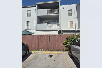 1735 W 60th St #M329, Hialeah, FL 33012 - Photo 1