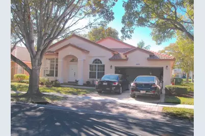 18430 NW 11th St, Pembroke Pines, FL 33029 - Photo 1