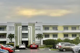 10755 SW 108th Ave, Miami, FL 33176 - Photo 1