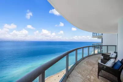 6365 Collins Ave #3202, Miami Beach, FL 33141 - Photo 1