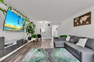609 NE 14th Ave, Hallandale Beach, FL 33009 - Photo 1