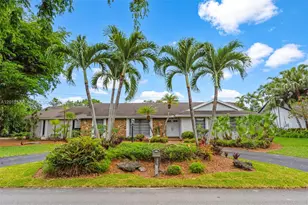 10044 SW 131st Terrace, Miami, FL 33176 - Photo 1