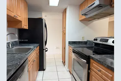 4381 W McNab Rd #15, Pompano Beach, FL 33069 - Photo 1