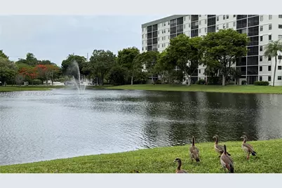 2236 N Cypress Bend Dr #207, Pompano Beach, FL 33069 - Photo 1