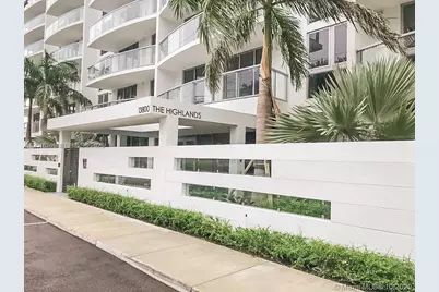 13800 Highland Dr #209, North Miami Beach, FL 33181 - Photo 1
