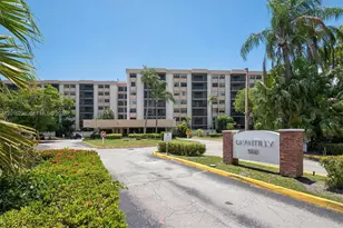 900 NE 195th St, Miami, FL 33179 - Photo 1