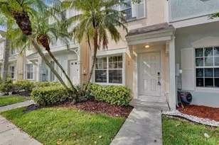 43 Simonton Cir, Weston, FL 33326 - Photo 1