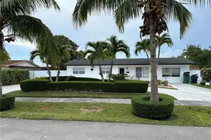 15640 SW 102nd Pl, Miami, FL 33157 - Photo 1