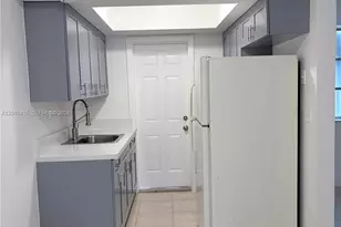 31 NW 163rd St, Miami, FL 33169 - Photo 1