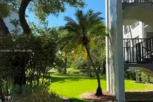 400 SW 134th Way, Pembroke Pines, FL 33027 - Photo 1
