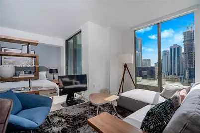 31 SE 6th St #2205, Miami, FL 33131 - Photo 1