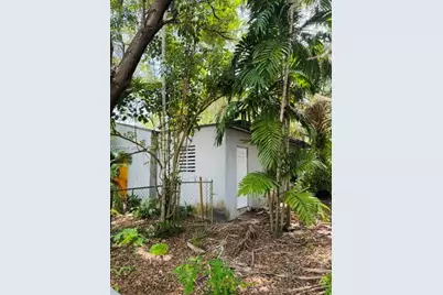 1100 NE 129th St, North Miami, FL 33161 - Photo 4