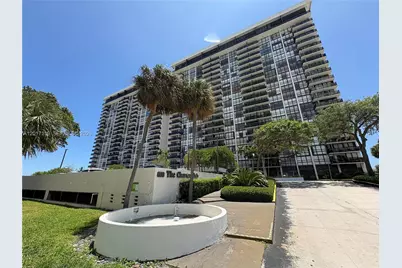 600 NE 36th St #1515, Miami, FL 33137 - Photo 1