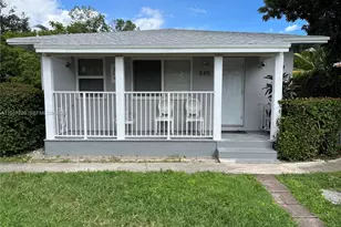 885 SW 29th Ave, Miami, FL 33135 - Photo 1