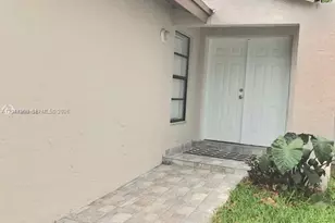11447 SW 33rd Ln, Miami, FL 33165 - Photo 1