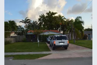 1448 NE 177th St #1448, North Miami Beach, FL 33162 - Photo 1