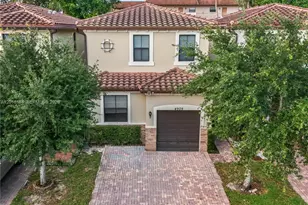 4909 NW 59th St, Tamarac, FL 33319 - Photo 1