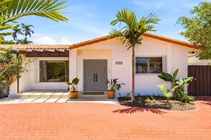 8922 SW 10th Terrace, Miami, FL 33174 - Photo 1