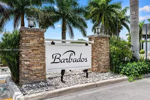 2542 NE 1st St, Homestead, FL 33033 - Photo 1