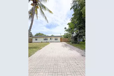 240 NW 36th St, Oakland Park, FL 33309 - Photo 1