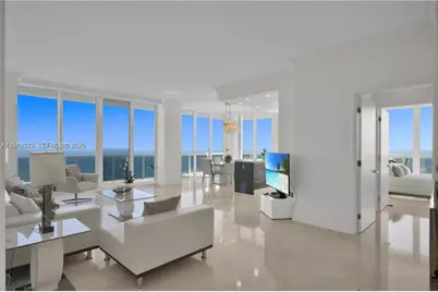 4779 Collins Ave #PH 4301, Miami Beach, FL 33140 - Photo 1