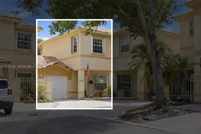 724 NW 170th Ter, Pembroke Pines, FL 33028 - Photo 1