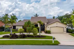 19831 NW 4 St, Pembroke Pines, FL 33029 - Photo 1