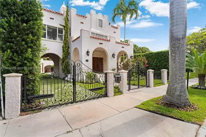 31 NE 46th St, Miami, FL 33137 - Photo 1
