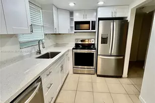 9375 Fontainebleau Blvd, Miami, FL 33172 - Photo 1