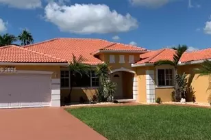 25534 SW 122nd Pl, Homestead, FL 33032 - Photo 1