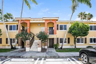 925 NE 34th Ave, Homestead, FL 33033 - Photo 1