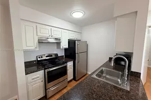 716 NW 103rd Terrace, Pembroke Pines, FL 33026 - Photo 1