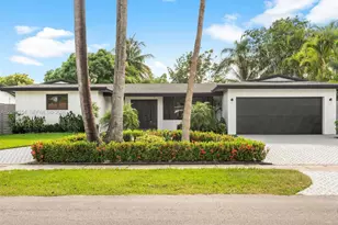 2340 NE 194th St, Miami, FL 33180 - Photo 1
