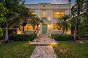1027 Euclid Ave, Miami Beach, FL 33139 - Photo 1