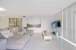 3625 N Country Club Dr, Aventura, FL 33180 - Photo 2