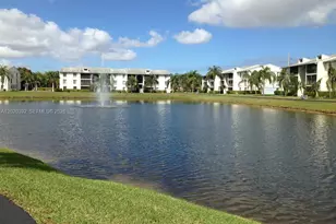 1106 Green Pine Blvd, West Palm Beach, FL 33409 - Photo 1