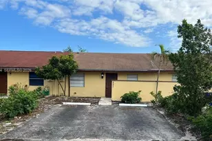 551 NW 46th St, Deerfield Beach, FL 33064 - Photo 1