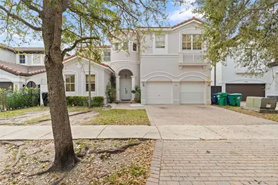 8968 NW 180th Ter, Hialeah, FL 33018 - Photo 1